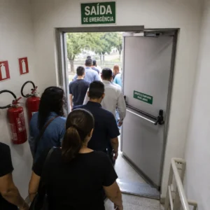 engenharia de projeto de saída de emergência